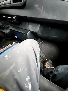 Snapshot of 0815lukas2024 chatting on December 5, 11:16 am 0815lukas2024 online show from December 5, 11:16 am