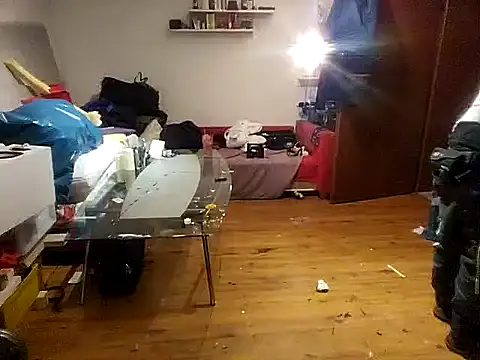 Snapshot of 0815lukas2024 chatting on December 14, 2:45 am 0815lukas2024 online show from December 14, 2:45 am