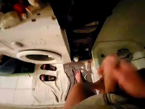 Snapshot of 0815lukas2024 chatting on January 19, 2:47 am 0815lukas2024 online show from January 19, 2:47 am