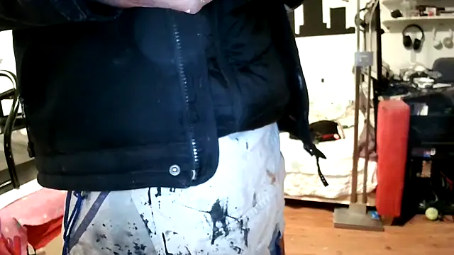 Snapshot of 0815lukas2024 chatting on November 30, 12:20 pm 0815lukas2024 online show from November 30, 12:20 pm