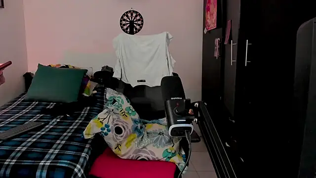 Ivano joness online show from November 17, 7:47 am