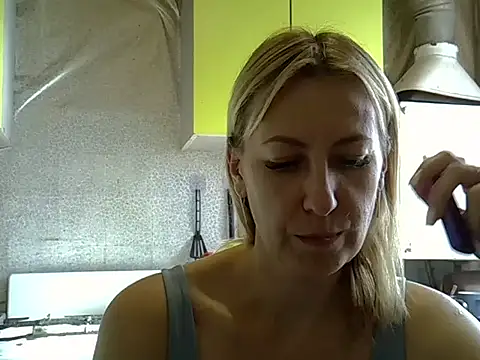 AshleyXHoney online show from September 9, 6:35 am