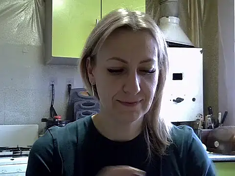 AshleyXHoney online show from November 6, 8:04 am