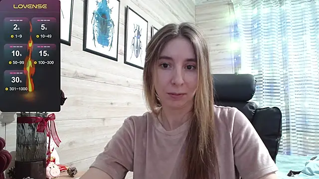 Wowpornoo online show from December 18, 12:00 pm