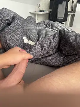 Snapshot of Jungschwanz__18 chatting on September 9, 3:11 pm Jungschwanz 18 online show from September 9, 3:11 pm