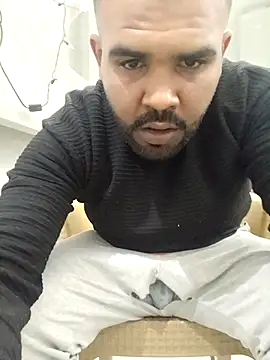 ListedLoin online show from March 11, 10:40 am