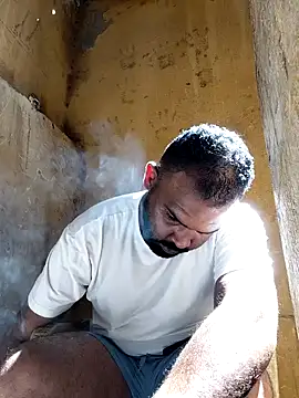 ListedLoin online show from October 6, 10:34 am