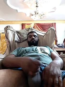ListedLoin online show from May 1, 10:42 am