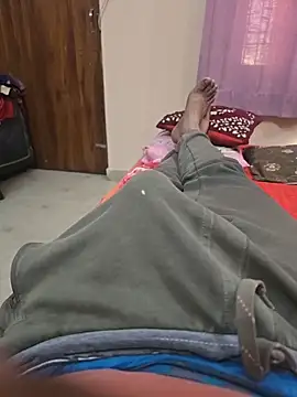 Loveboycurvy online show from April 6, 2:53 am