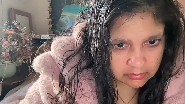 MelanieFawker online show from October 4, 2:26 pm