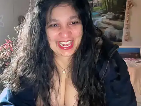 MelanieFawker online show from December 2, 7:53 pm