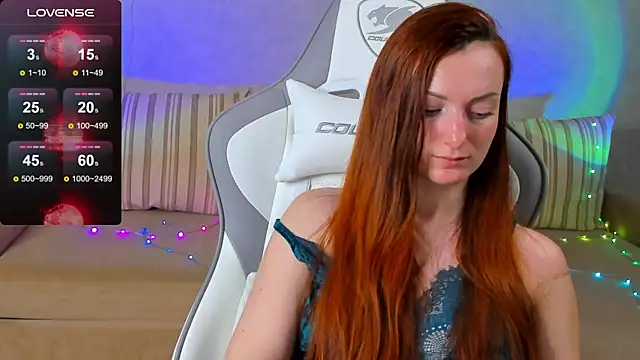 Snapshot of FlamyGold chatting on October 23, 1:05 am FlamyGold online show from October 23, 1:05 am