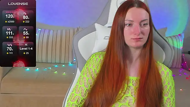 Snapshot of FlamyGold chatting on November 27, 12:35 am FlamyGold online show from November 27, 12:35 am