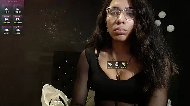 EmilyGomezLS online show from March 3, 11:44 am