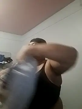 Snapshot of pinkpassionpleaser chatting on December 4, 11:46 pm pinkpassionpleaser online show from December 4, 11:46 pm