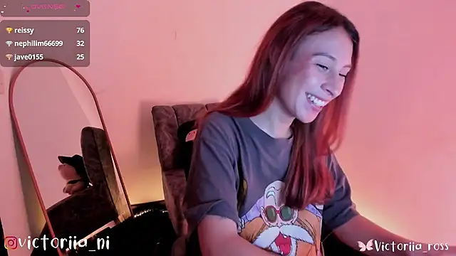 Snapshot of Victoria-ross chatting on February 27, 11:04 pm Victoria-ross online show from February 27, 11:04 pm