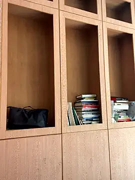 Eliza-E online show from April 1, 1:17 am