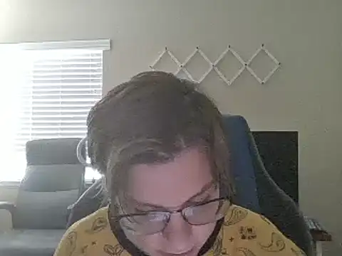 KaliSnow199623 online show from February 19, 9:58 pm