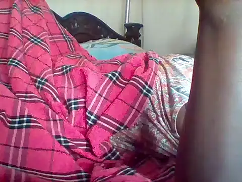 missarpie online show from October 31, 1:17 am