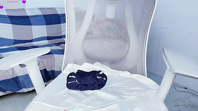 I Am Boo online show from March 20, 6:52 am