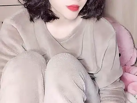 Snapshot of Pink_cream chatting on December 25, 3:38 pm Pink cream online show from December 25, 3:38 pm