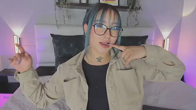 sofi bakerr online show from January 9, 11:35 am