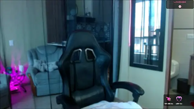 tevenwhiite online show from November 16, 5:40 pm