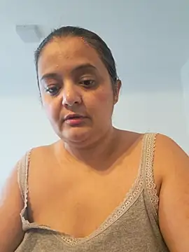 sarahhh1987 online show from October 19, 8:37 am