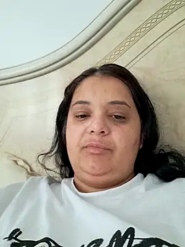 sarahhh1987 online show from October 28, 5:44 am