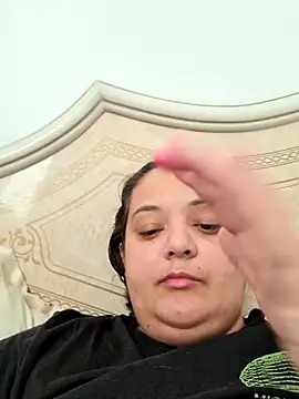 sarahhh1987 online show from October 29, 6:15 am