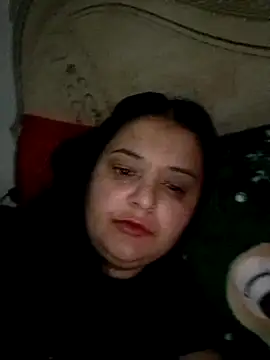 sarahhh1987 online show from December 15, 5:23 am