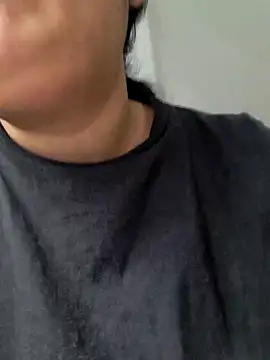 sarahhh1987 online show from March 3, 7:36 am