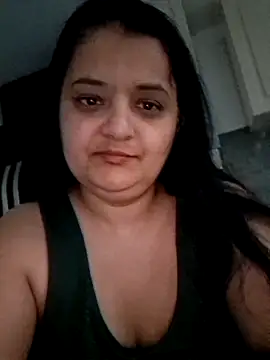 sarahhh1987 online show from April 1, 5:52 am