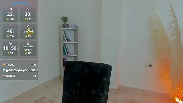 AnntoniaWood online show from March 10, 5:07 pm