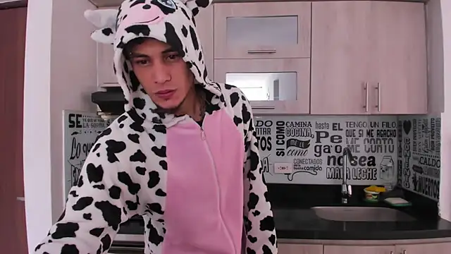 guy master online show from December 27, 4:21 pm