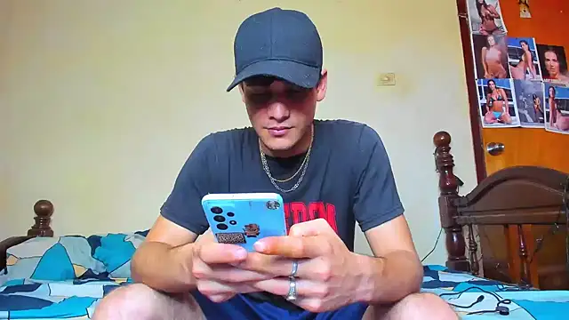 guy master online show from June 12, 9:14 pm