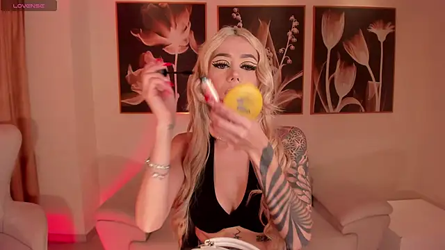 HannaConnor  online show from November 11, 8:53 pm