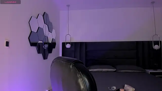 ViolettHansson online show from February 6, 6:22 pm