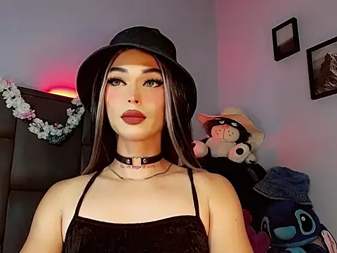 Snapshot of Marian_LV chatting on October 2, 11:17 am Marian LV online show from October 2, 11:17 am