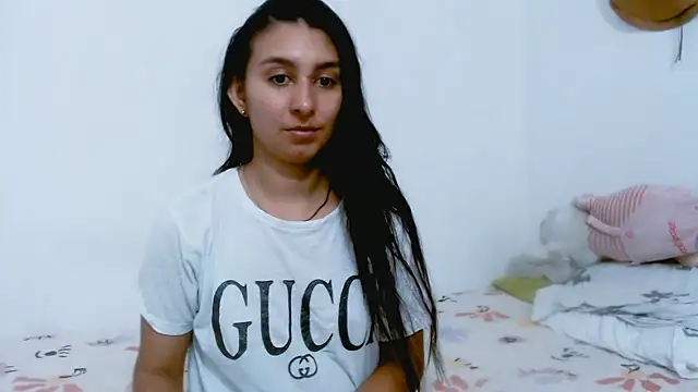 Alyson0001 online show from February 26, 3:42 am