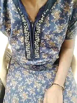 Snapshot of sexyrapa chatting on January 8, 6:09 am sexyrapa online show from January 8, 6:09 am