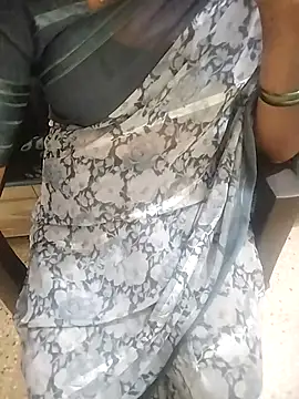 Snapshot of sexyrapa chatting on October 20, 4:02 am sexyrapa online show from October 20, 4:02 am