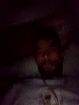 hideonbush051 online show from March 17, 6:39 am