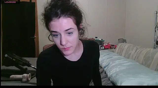 rileyyb  online show from July 11, 4:26 am