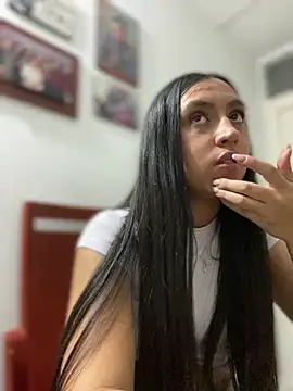 Snapshot of Salome_golvert chatting on January 10, 10:46 pm Salome golvert online show from January 10, 10:46 pm