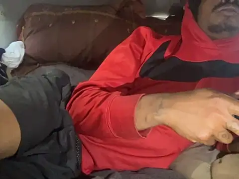 SlimeCrownzOut5 online show from March 28, 6:51 pm