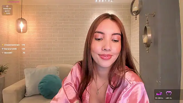 Snapshot of AnaisNin chatting on January 5, 5:27 pm AnaisNin online show from January 5, 5:27 pm