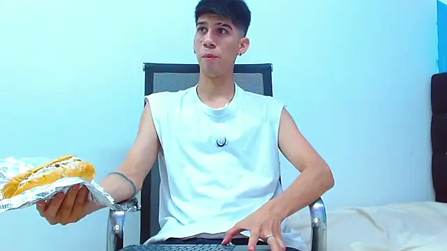 Snapshot of jhony-sex chatting on March 13, 2:38 am jhony-sex online show from March 13, 2:38 am