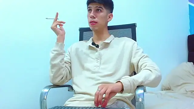 Snapshot of jhony-sex chatting on March 14, 6:53 am jhony-sex online show from March 14, 6:53 am