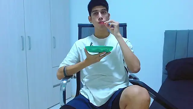 Snapshot of jhony-sex chatting on September 18, 3:08 am jhony-sex online show from September 18, 3:08 am